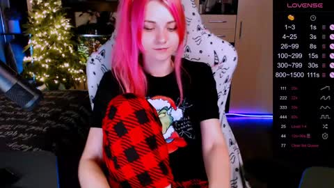 Mary online show from 12.26.24