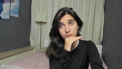 Snapshot of elfy_rare chatting on 09.19.25 Elfy online show from 09.19.25