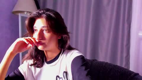 Snapshot of elfy_rare chatting on 09.21.25 Elfy online show from 09.21.25