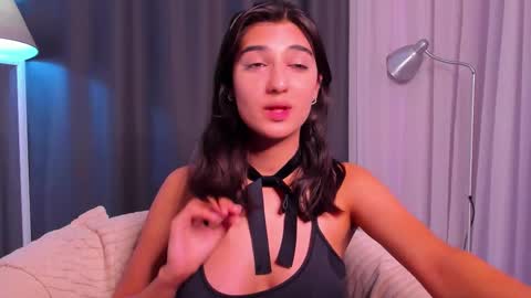 Snapshot of elfy_rare chatting on 10.16.25 Elfy online show from 10.16.25