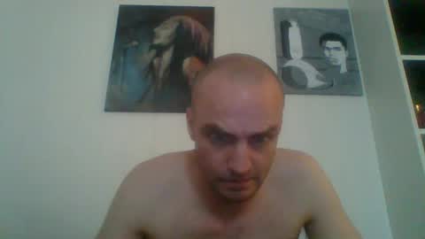 Snapshot of elhornyvikingo chatting on 01.04.25 horny viking online show from 01.04.25