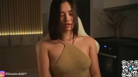 Snapshot of eli_asian chatting on 06.05.26 Eli online show from 06.05.26