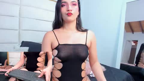 Snapshot of eli_duran chatting on 11.27.25 Eli online show from 11.27.25