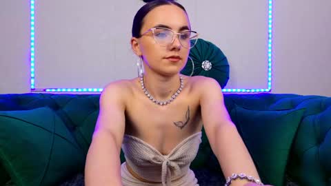 Snapshot of eliagrace chatting on 06.03.26 Elia online show from 06.03.26