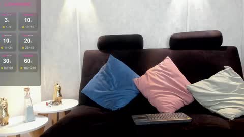  Elian  online show from 09.28.25