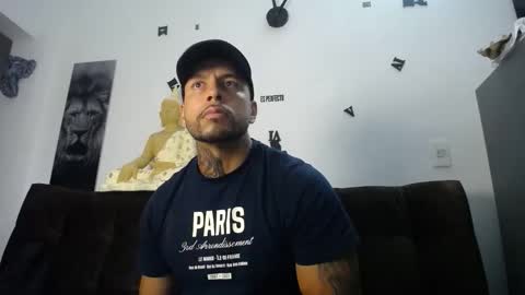 Snapshot of elian_atlas1 chatting on 10.18.25 Elian online show from 10.18.25