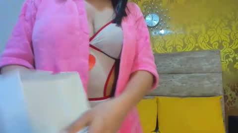 Snapshot of elianacollins chatting on 12.22.25 Eliana online show from 12.22.25