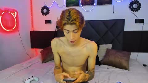 Snapshot of eliann_adam chatting on 12.04.24 eliann_adam online show from 12.04.24