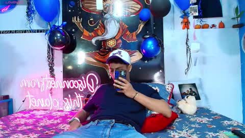 Snapshot of elias_salvatore_ chatting on 02.18.26 elias_salvatore_ online show from 02.18.26