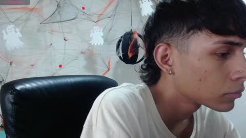 Snapshot of eliasblue chatting on 12.06.24 E L I A S online show from 12.06.24