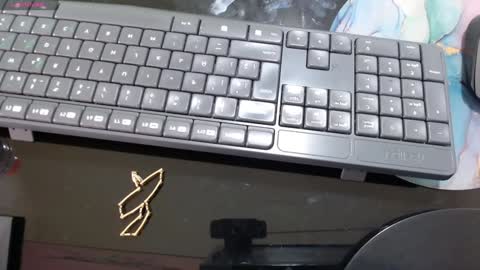 Snapshot of eliasblue chatting on 12.12.24 E L I A S online show from 12.12.24