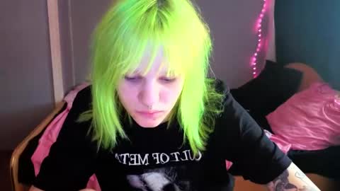 Snapshot of elieiza_xo chatting on 04.24.26 elieiza_xo online show from 04.24.26
