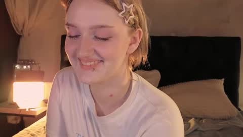 Snapshot of eliejay chatting on 02.13.26 Ellie online show from 02.13.26