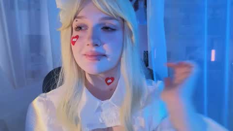 Snapshot of eliejay chatting on 02.14.26 Ellie online show from 02.14.26