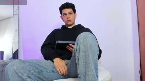 Snapshot of elijah_stoone chatting on 04.16.26 elijah_stoone online show from 04.16.26