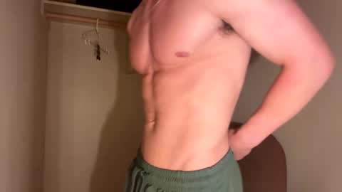 Snapshot of elijahkinky24 chatting on 05.18.26 elijahkinky24 online show from 05.18.26