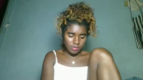 elina981 online show from 03.18.26