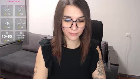 Snapshot of elina_posh chatting on 03.27.26 Liza online show from 03.27.26