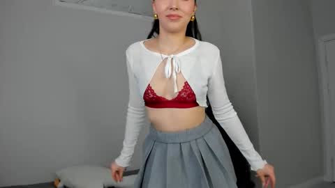 Snapshot of elina_syui chatting on 01.31.26 CutieJune online show from 01.31.26