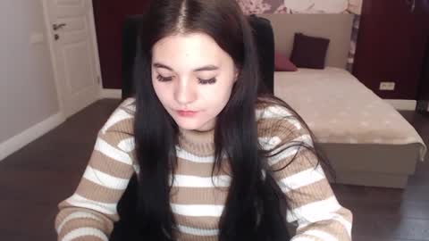 ElinaMils online show from 03.11.25