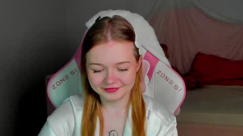 Snapshot of elinavale chatting on 05.07.26 elinavale online show from 05.07.26