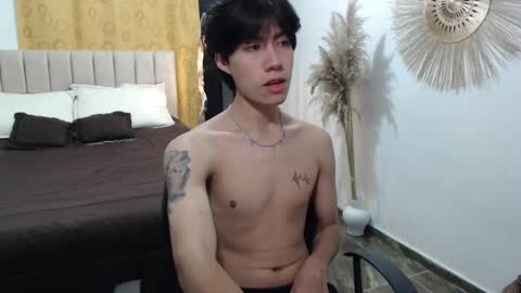 Snapshot of elio_collem chatting on 10.14.25 ELIO online show from 10.14.25