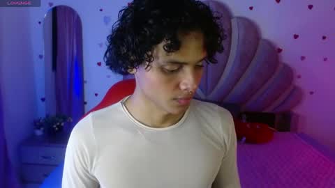 Snapshot of elio_fox chatting on 04.09.26 elio_fox online show from 04.09.26