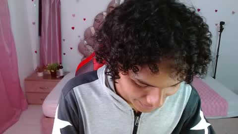 Snapshot of elio_fox chatting on 04.28.26 elio_fox online show from 04.28.26