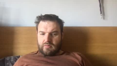 Snapshot of eliot26 chatting on 03.25.26 e26 online show from 03.25.26