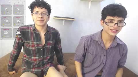 Snapshot of eliotkinky chatting on 02.10.26 Elio online show from 02.10.26