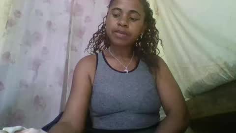Snapshot of elisa0001 chatting on 02.22.25 elisa0001 online show from 02.22.25