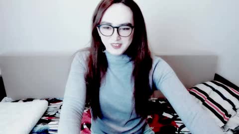 Snapshot of elisa_2001 chatting on 04.29.26 Liza online show from 04.29.26