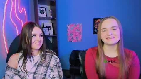 Snapshot of elisa_rise chatting on 03.05.26 elisa_rise online show from 03.05.26