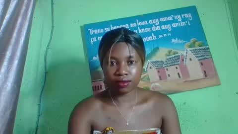 Snapshot of elisabeth2525 chatting on 01.22.25 elisabeth2525 online show from 01.22.25