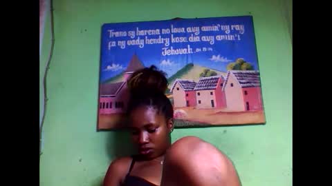 Snapshot of elisabeth2525 chatting on 02.12.25 elisabeth2525 online show from 02.12.25