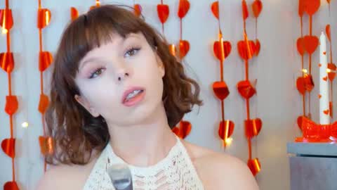 Snapshot of elisabethdavis chatting on 02.05.26 ElisabethDavis online show from 02.05.26