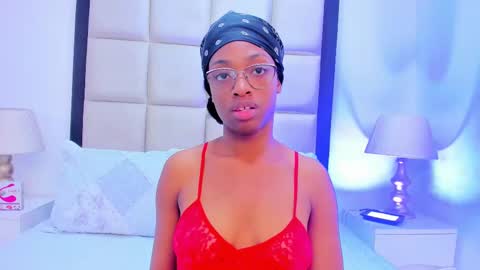 elisabettamonroy online show from 09.24.25