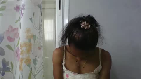 Snapshot of elisacich chatting on 02.28.26 elisacich online show from 02.28.26