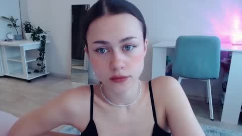 Elis online show from 02.08.26