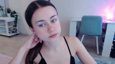 Elis online show from 02.13.26