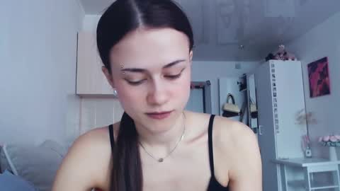 Elis online show from 03.25.26