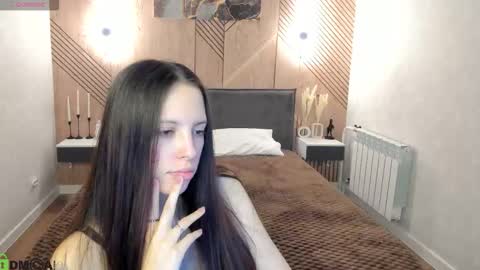 Elise online show from 03.05.26