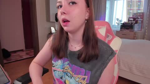Snapshot of elisejays chatting on 01.18.25 Elise online show from 01.18.25