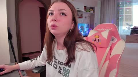 Snapshot of elisejays chatting on 01.24.25 Elise online show from 01.24.25