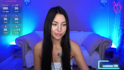 elisevelour online show from 10.30.25