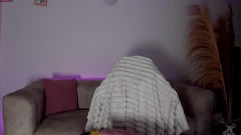 Snapshot of elissa_dominguez chatting on 07.10.26 Elissa online show from 07.10.26