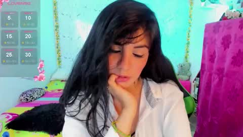 E L I S S A online show from 10.17.25
