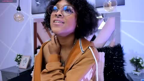 elit noa online show from 03.05.25