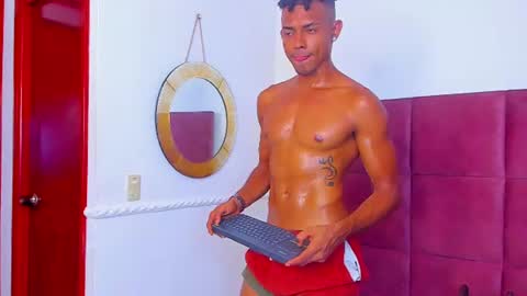 Valentino Konny y Jhon online show from 06.10.26
