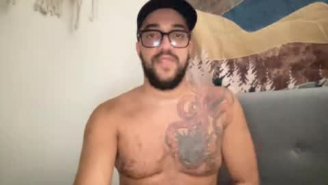 Snapshot of elitealex87 chatting on 06.14.26 elitealex87 online show from 06.14.26